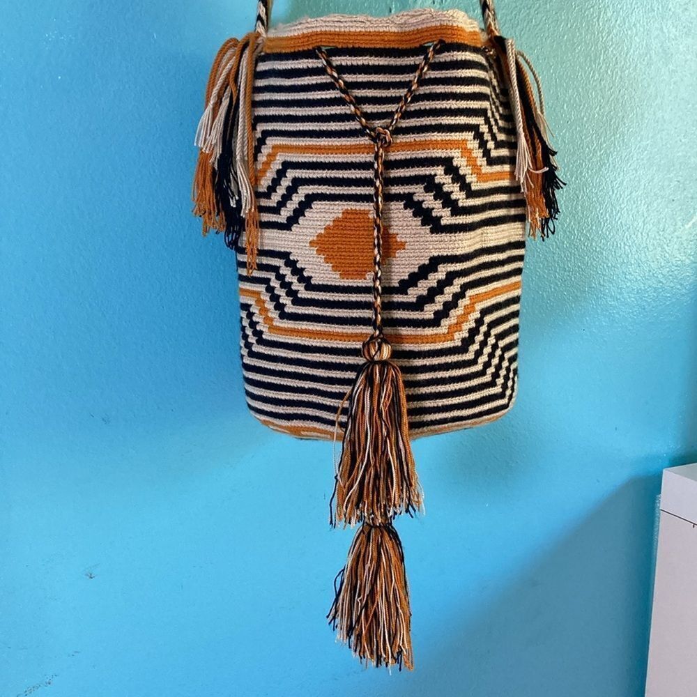 Wayuu Mochila Bag Tribal Themed Bucket Purse Perfect for Beach Summer Pool - Picture 6 of 13